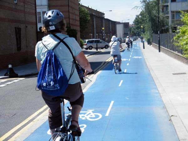 Paralyze Omit Obligatory Copenhaga: autostrazi pentru biciclete