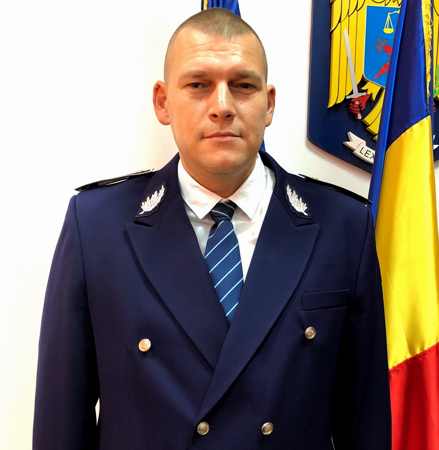 Filaj deconspirat: Adjunctul sefului Politiei Oradea luat