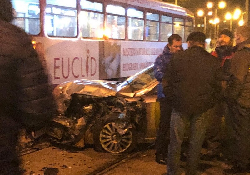 https://www.ebihoreanul.ro/modules/news/files/accident30012020_1.jpg