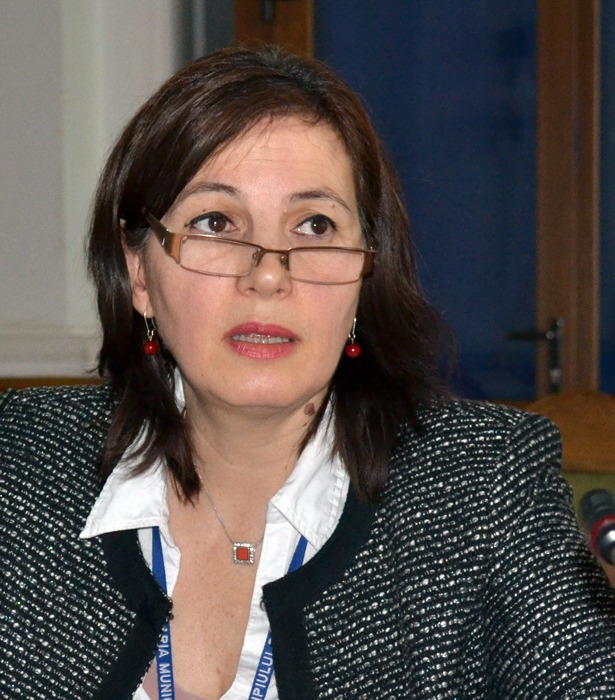 02 Adriana Lipoveanu_1.jpg