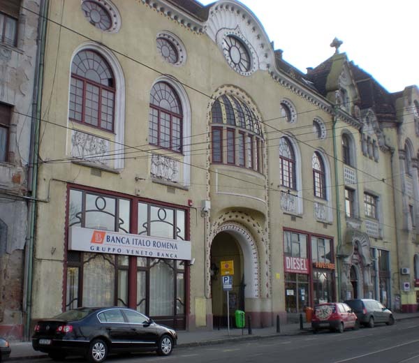 02 banca (mare).jpg