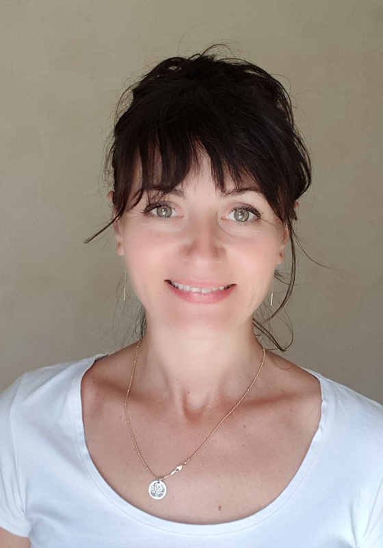 Marcela Crăciun, singurul instructor Laughter Yoga din Oradea
