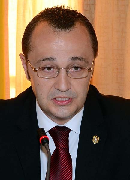03 Claudiu Pop.jpg