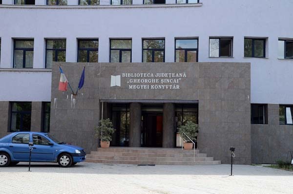 03 biblioteca.jpg