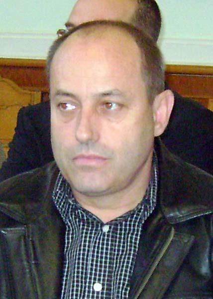 03 ionel ban.jpg