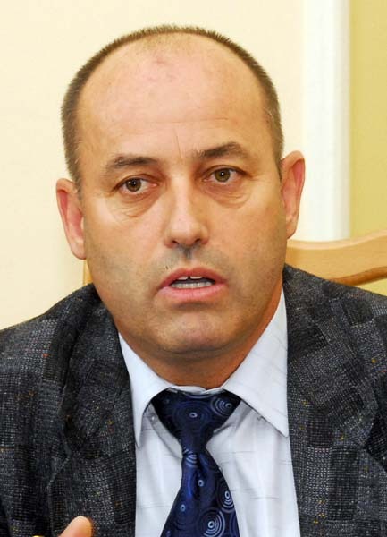 03 ionel ban_1.jpg