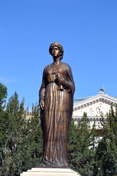 03 statuie.jpg