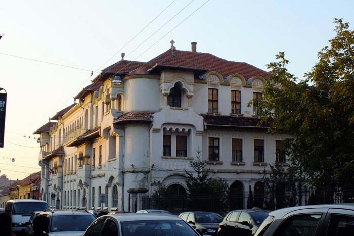 03-liceu_bihoreanul.jpg
