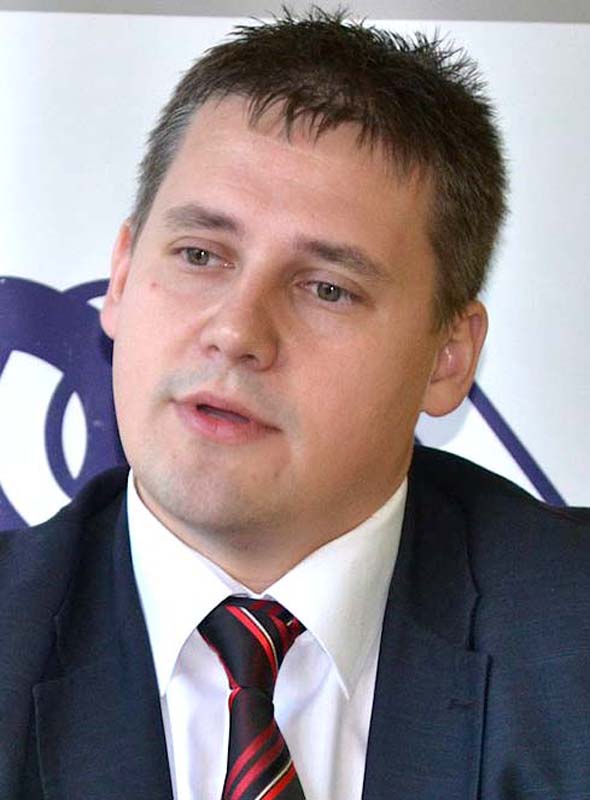 directorul Agenţiei Judeţene pentru Ocuparea Forţei de Muncă Bihor, Bekesi Csaba