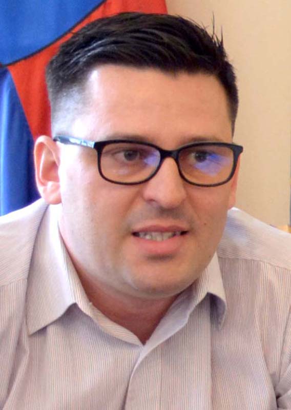 Cristian Lucaci, administratorul asociaţiei R4