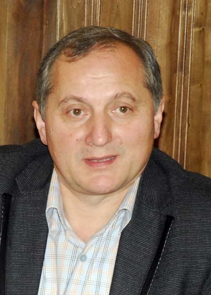 04 Ovidiu Gavra.jpg