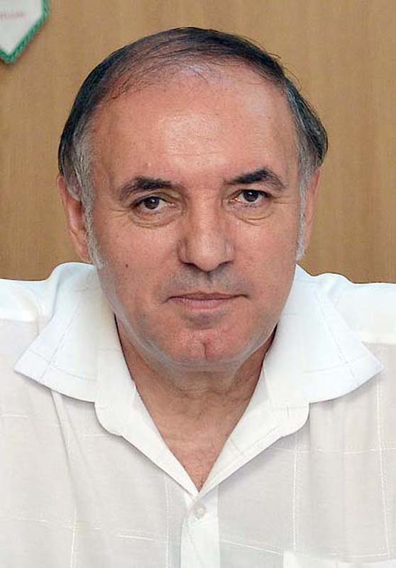 directorul Școlii Dacia din Oradea, Florian Hava