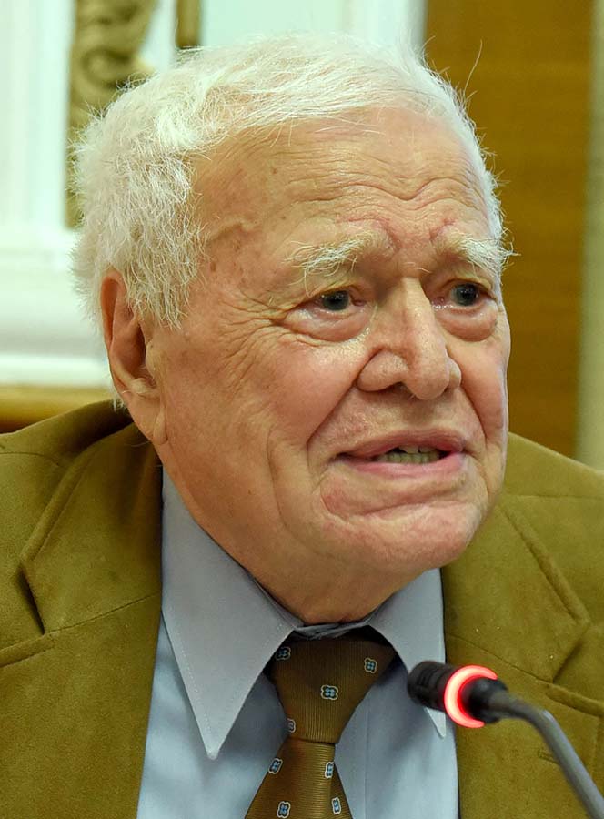 Mircea Bradu, scriitor și dramaturg
