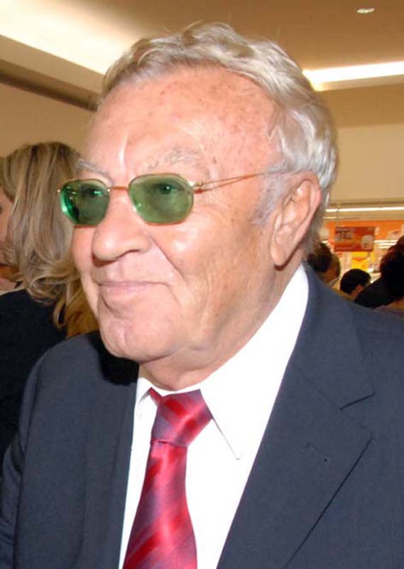 Alexandru Mudura, patronul Lotus Center Oradea