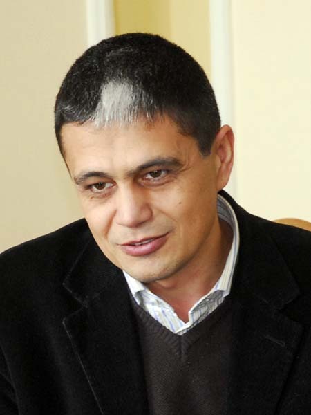 05 Marcel Bolos.jpg