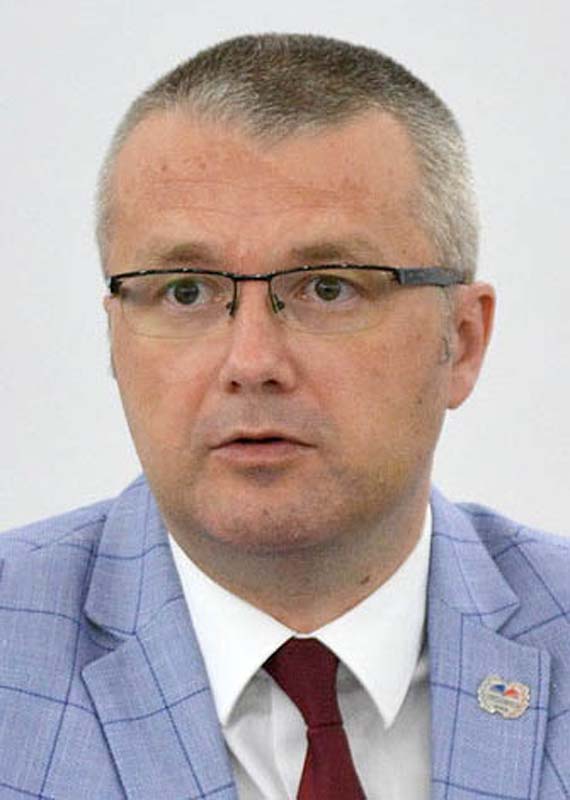 Alin Novac Iuhas, șeful Inspectoratului Școlar Bihor