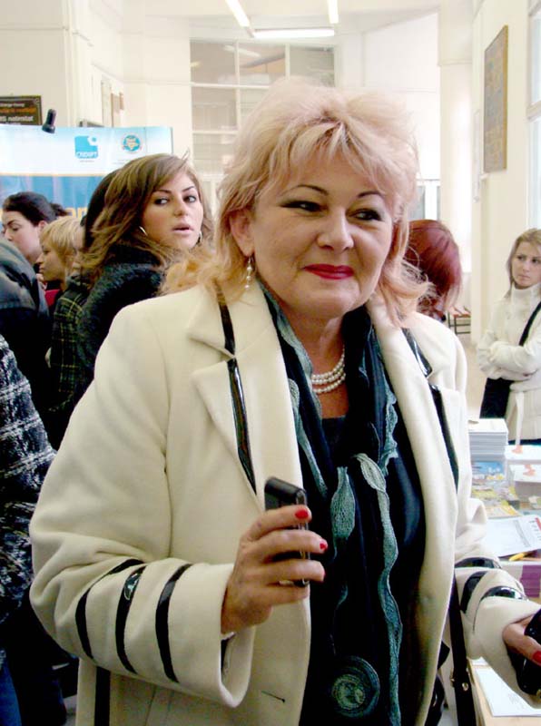 Lucia Pojoca, director al unei sucursale a Băncii Transilvania în Oradea