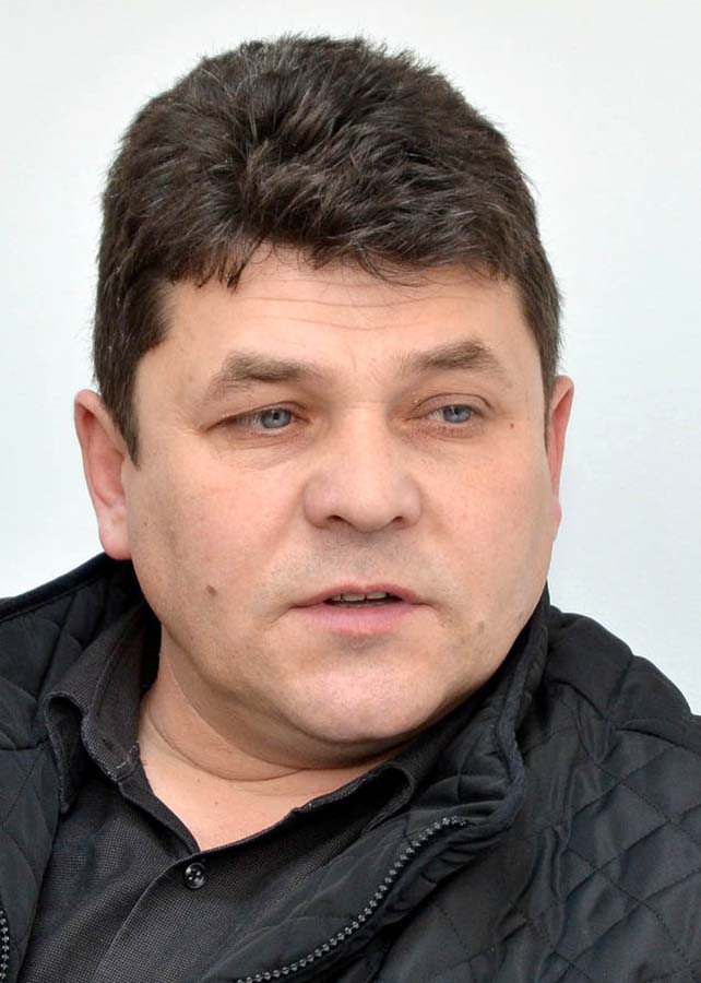 primarul din Cărpinet, Petru Curta 