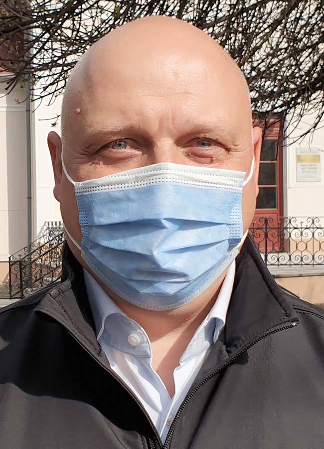 Dan Slăvescu, stomatolog, detectorist de metale