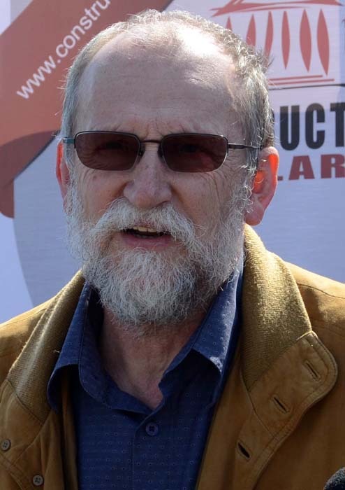 06 Ernest Pafka.jpg