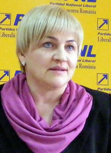 06 Lucia Varga_1.jpg
