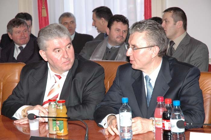 Frații Ioan și Viorel Micula