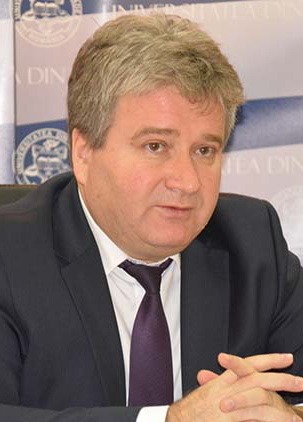  Constantin Bungău, rectorul Universității din Oradea