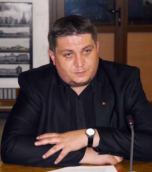 08 Cristian Beltechi.jpg