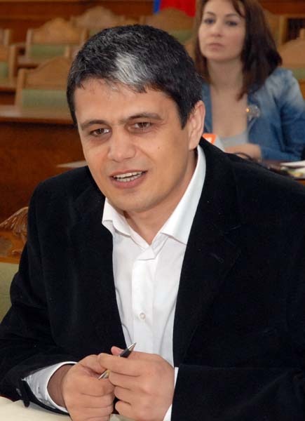 08 Marcel Bolos.jpg