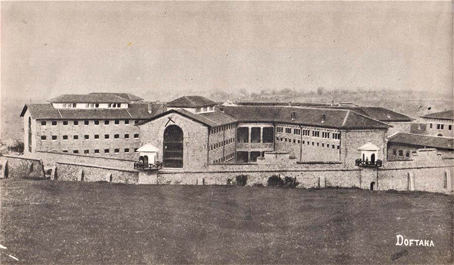 închisoarea Doftana