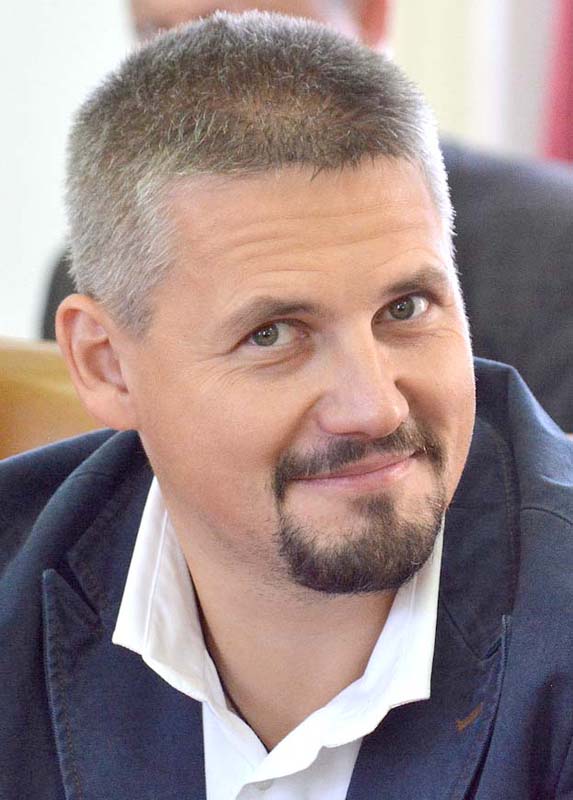 directorul Agenţiei Judeţene pentru Ocuparea Forţei de Muncă Bihor, Békési Csaba