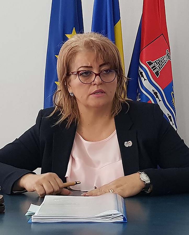 inspectorul şcolar Felicia Ianţa
