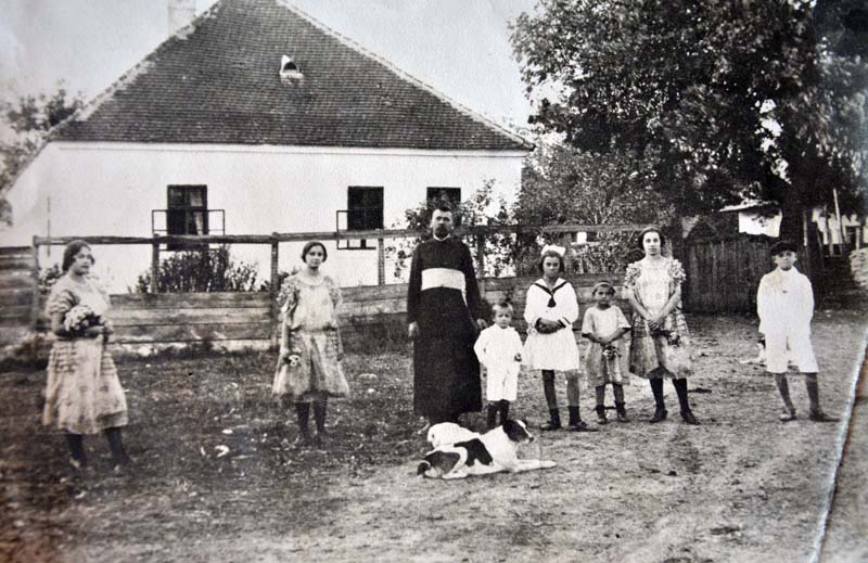 Nicolae Maliţa (foto), preot în Săbolciu
