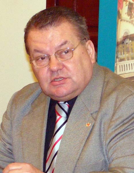 10 Lakatos 2.jpg