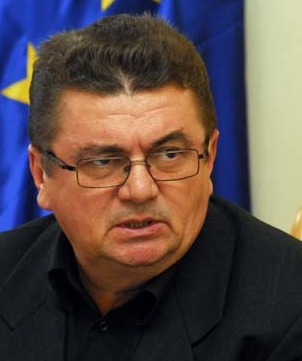 11 Dragos Gligor mic.jpg