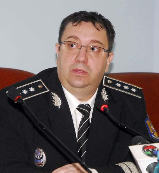 12 Adrian Bucur_jurnal.jpg