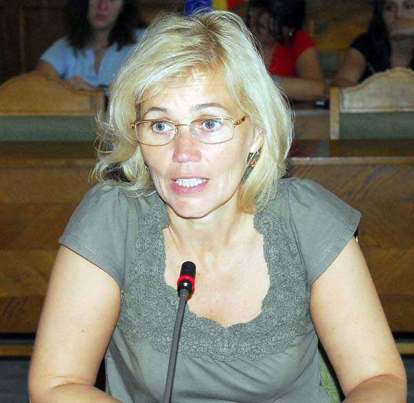 12-Biro-Rozalia_jurnal.jpg