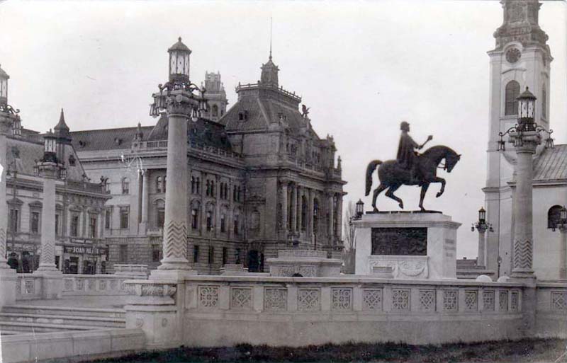 Piaţa Unirii, Oradea