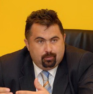 15 Raita la birou_1.jpg