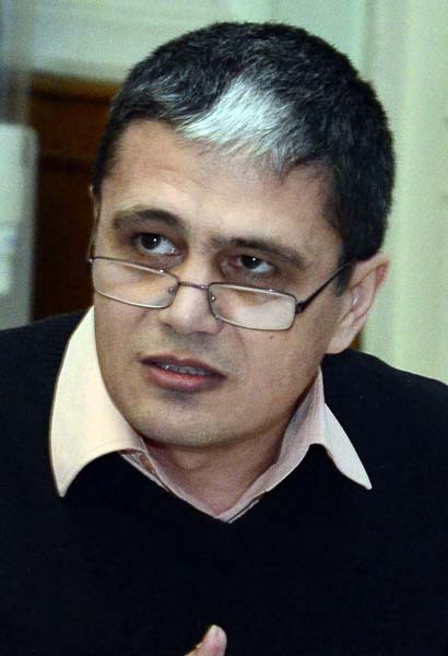 22 Marcel Bolos.jpg