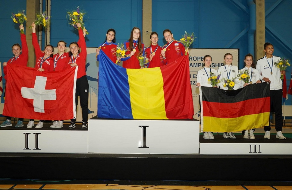 Echipa României - locul 1 la Campionatul European de Spadă