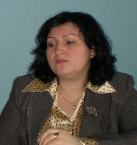 Ramona Bacter.jpg
