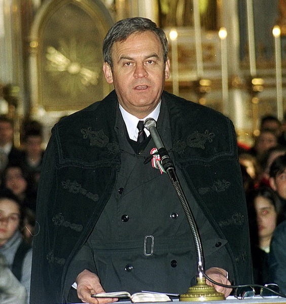 Tokes Laszlo.jpg