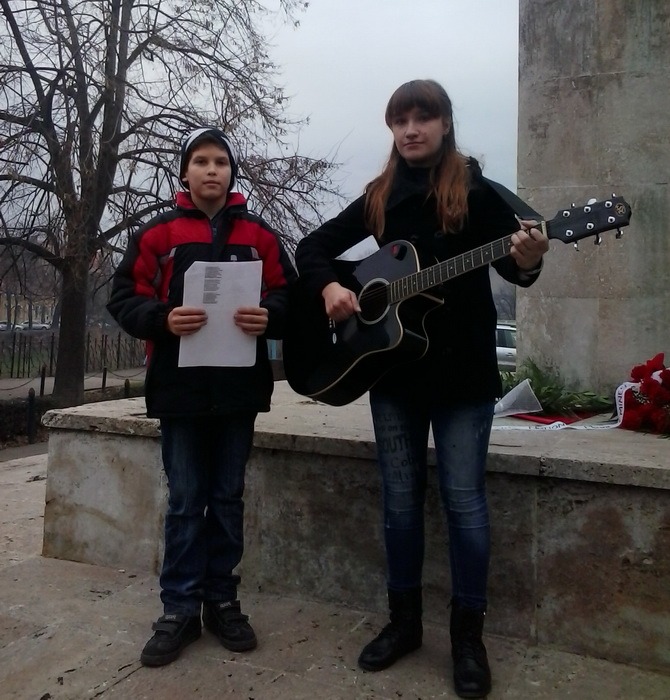 elevi-eminescu.jpg
