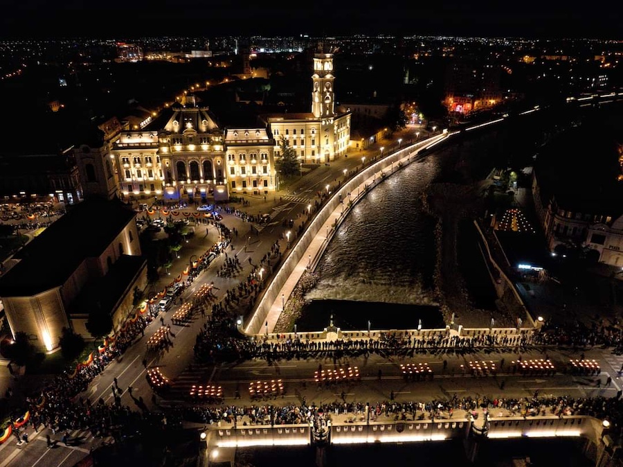 retragerea cu torțe Oradea 
