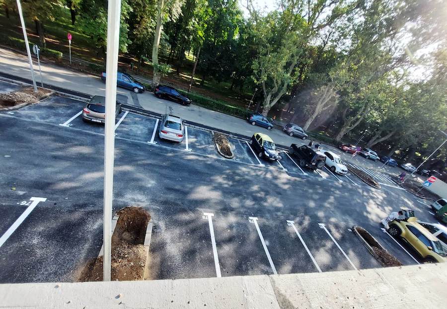 parcare lansa parcul Bratianu Oradea
