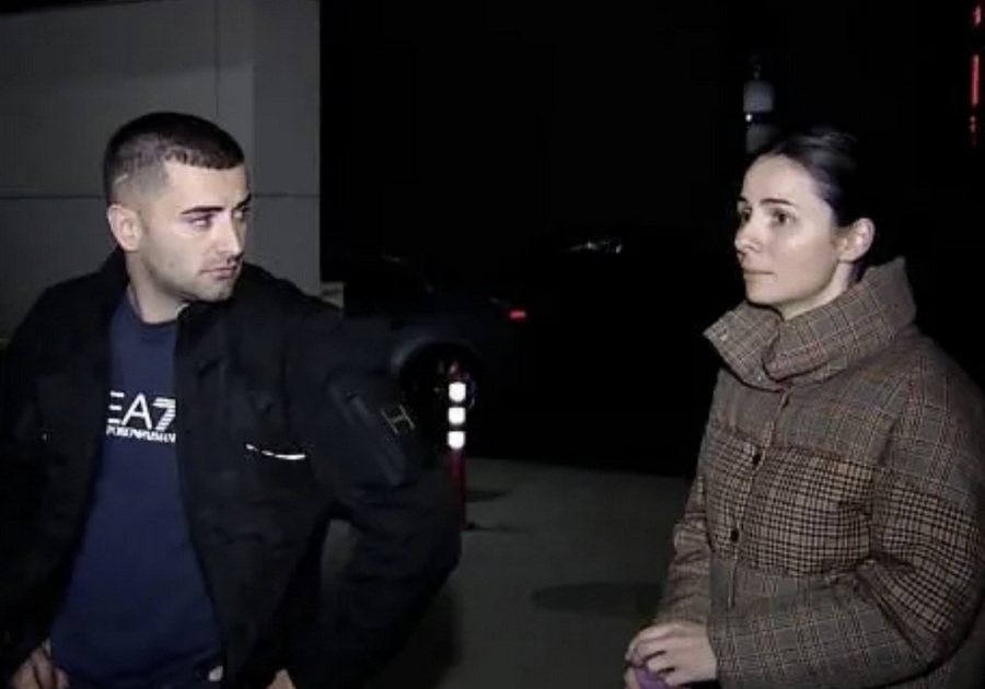 părinții fetiței moarte în clinica stomatologică din Capitală. Foto: Observator News