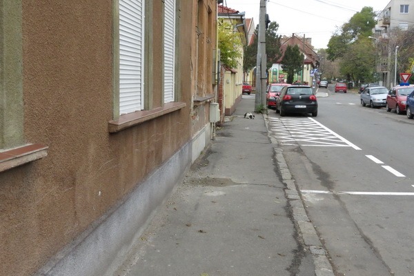 trotuar2.jpg